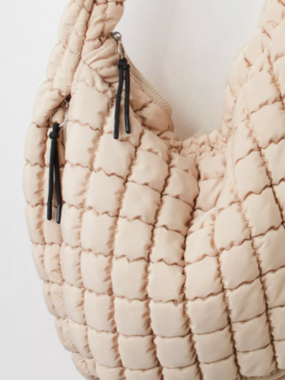 Free People Quilted Carryall Bag - NWT - Picture 2 of 4